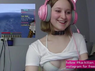 Gamer ljubica spanks za vsak respawn in cums medtem igranje minecraft seks posnetek odlomki