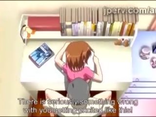 Petite anime unge kvinne blir knust av grown stor pecker