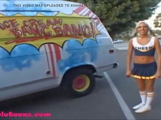 Icecreampie truck olandes pigtailed cheepleader: Libre malaswa klip f3