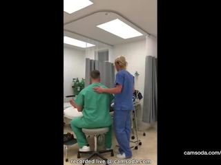 Milf enfermeira fica fired para mostrando cona (nurse420 em camsoda)